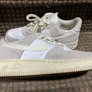 Nike Men's Sneakers - Cream and White